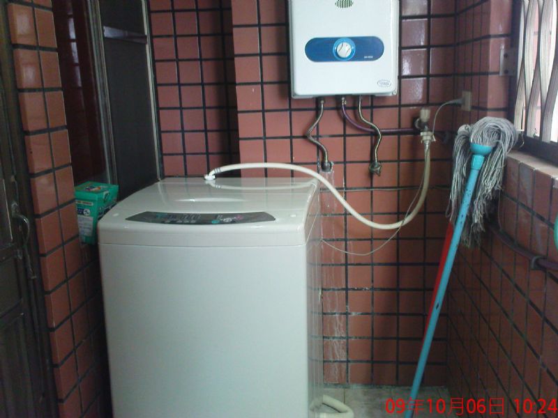 買3+1和室房再送家具 近郵局屏東中學看屋請洽李小姐０９３８３７５９６８謝謝您！ - 20091018092912_829856421.jpg(圖)
