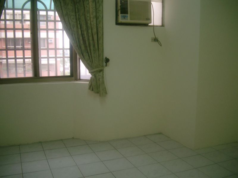 棒球路3房2衛37坪大坪數 - 20091225112454_712064703.jpg(圖)