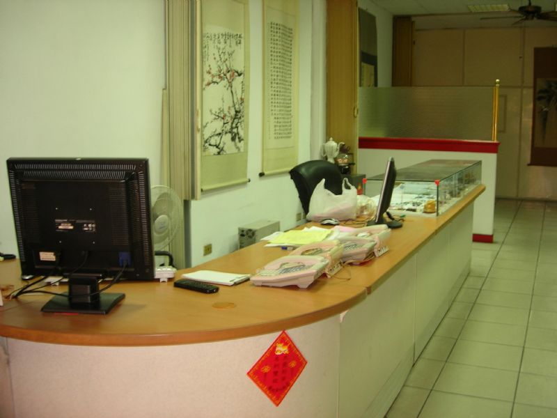 店面辦公室出租 - 20100101132052_324080756.jpg(圖)