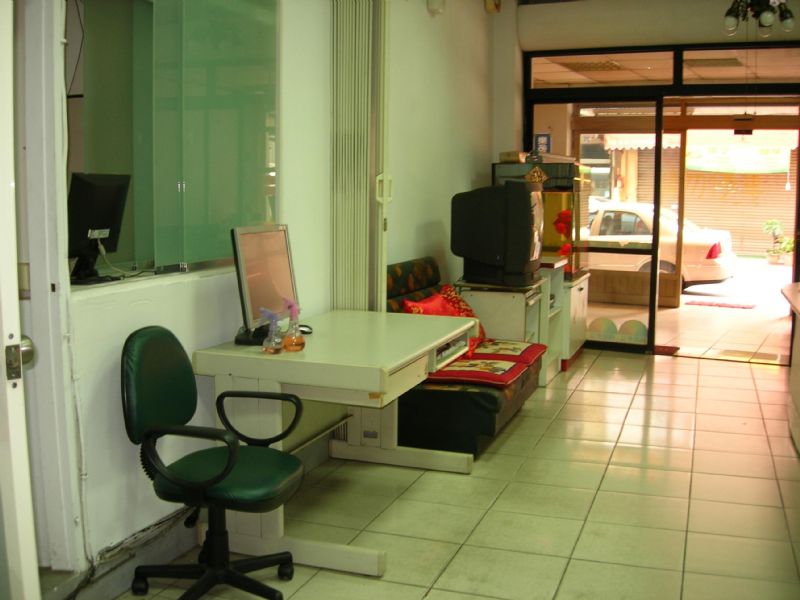 店面辦公室出租 - 20100101132052_324184959.jpg(圖)