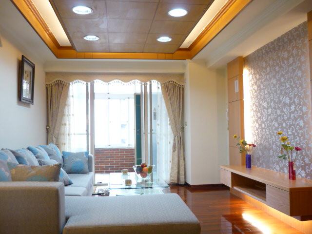 桃園買屋.中正區買屋精選大3房車位.~巴黎伯爵~.前陽台進出.四面採光.格局優.開價:568萬.請洽:0988396585江壹正