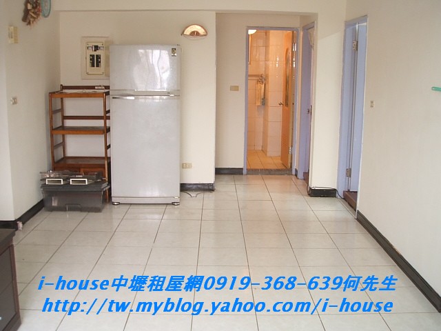 內壢．成章二街３房實木地板９０００含管好停車 - 20091004230528_974750343.JPG(圖)