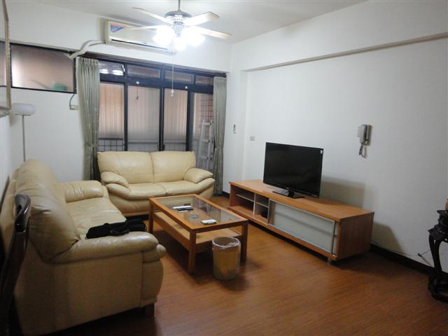 新竹租屋-優質三房家電俱車位 - 20130425110003_858845562.JPG(圖)