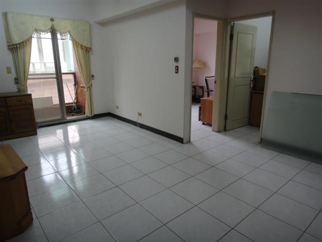 新竹租屋-租近文化中心.採光佳二房 - 20130510115710_158268953.JPG(圖)