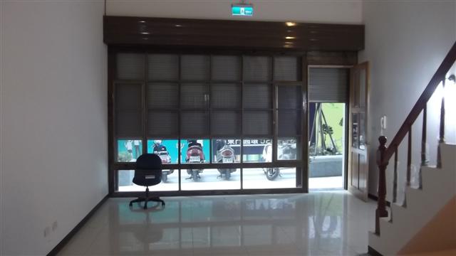 新竹租店面- 全新小店面辦公室.樓中樓夾層 - 20130510140431_165909312.jpg(圖)