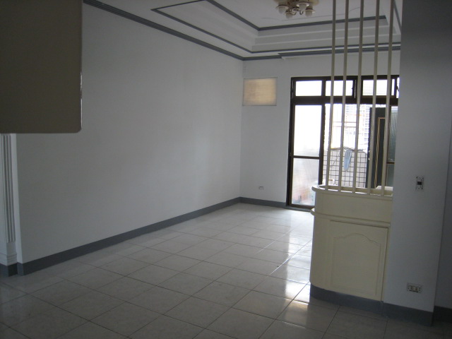 樹林房屋 公寓 大樓 電梯 華廈 精選新興便宜公寓 近山佳國小 0970-093681 - 20100113160725_371140718.JPG(圖)