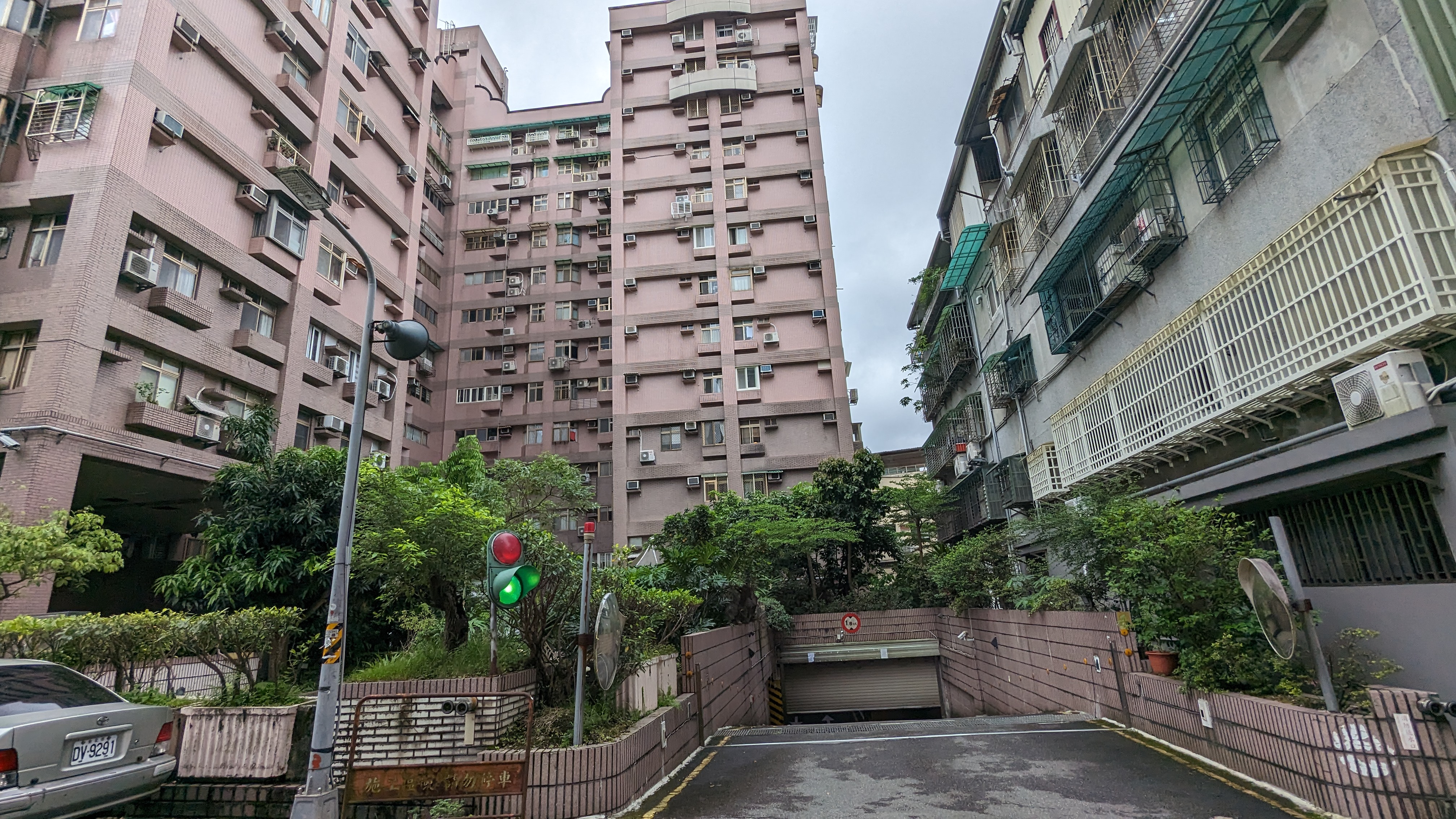 文山區興德國小附近室內停車位出租 - 20240501163110-552585681.jpg(圖)