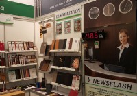 隔測型免鑽孔PT1000溫度計-外拉式5M熱電偶溫度計-導軌式ＫType雙輸入溫度傳訊器-貼片式T type表面型溫度計-三色背光溫溼度類比傳送器-三色LCD背光PM2.5傳訊器_圖片(2)