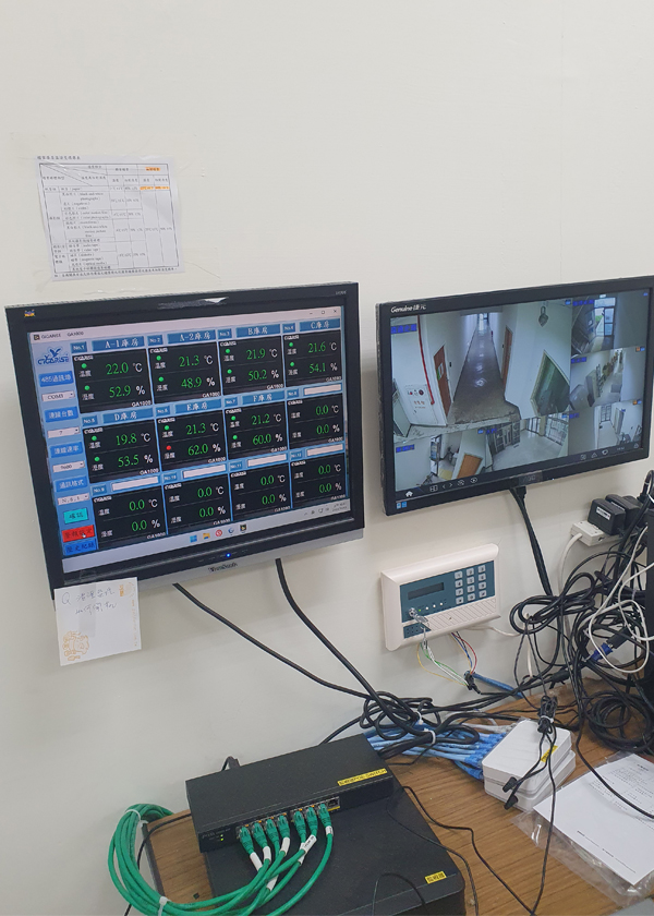 隔測型免鑽孔PT1000溫度計-外拉式5M熱電偶溫度計-導軌式ＫType雙輸入溫度傳訊器-貼片式T type表面型溫度計-三色背光溫溼度類比傳送器-三色LCD背光PM2.5傳訊器 - 20250622185944-590107856.jpg(圖)