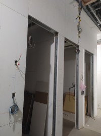 房屋租賃買賣前，必須先了解建築結構、隔間材質及裝修的可行性。 即時掌握重要資訊，以免成交或交屋後後悔莫及或造成長期的困擾。_圖片(2)