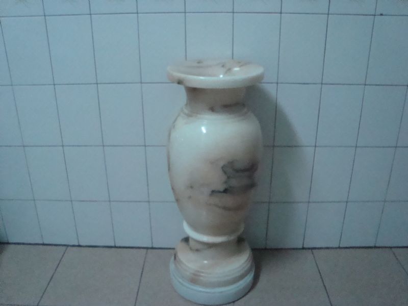 大理石花瓶70公分高  - 20100224233934_26717656.JPG(圖)