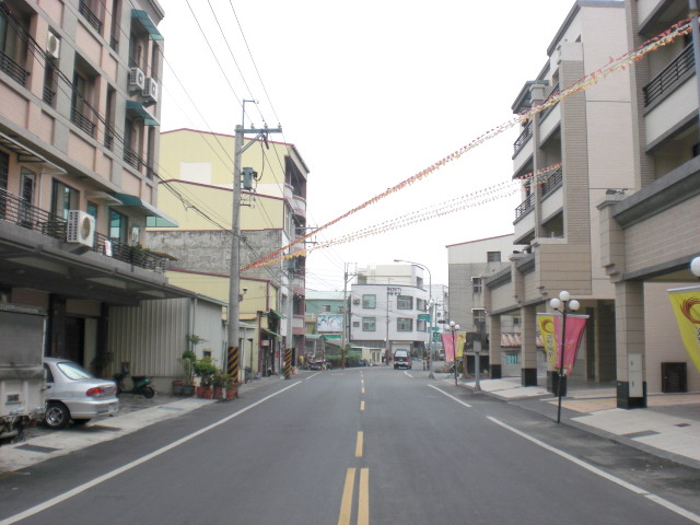 永二街五房透天店面.屋齡新 - 20090407100549_76068187.jpg(圖)