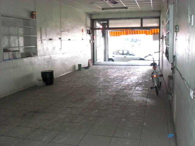 <搶手屋>永康市中正南路家樂福量販店隔壁 - 20090407112526_75820062.jpg(圖)