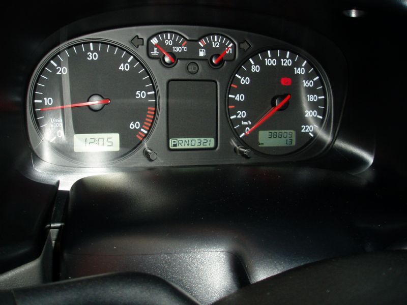 自售福斯T4加長型2500CC自排 - 20100319125203_7264890.JPG(圖)