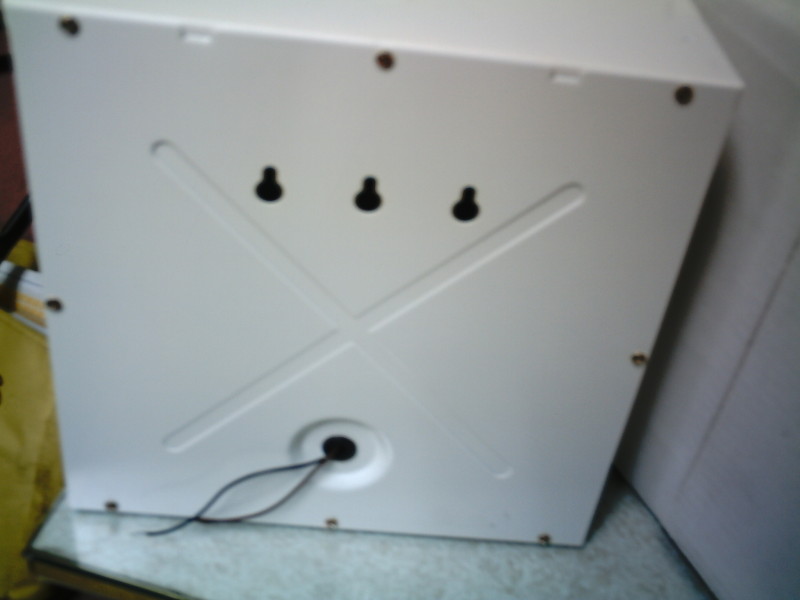 鐵製壁掛式音箱(來電顯示軟體 來電定位 來電顯示器 客戶管理系統 瓦斯來電 餐飲管理系統 掌形機 CallerID) - 20090514111128_271585449.JPG(圖)
