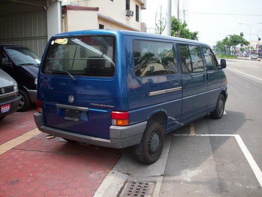 時尚汽車 01年 T4 2.5L 自排 長軸 9人座(客車版) 21萬5 可議價 0985070876 廖先生 - 20090519105258_702521796.jpg(圖)