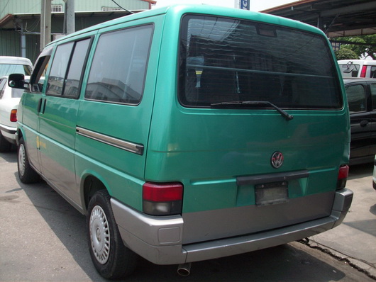 時尚汽車 00年 Volkswagen T4 2.5L 自排 7人座 蜜月車 17萬5 可議價 0985070876 廖先生 - 20090519113503_705067406.jpg(圖)