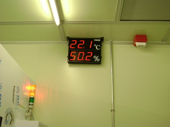 溫濕度顯示器空調系統監控SD800溫濕度顯示器機房系統監控,溫濕度顯示器節能監控,溫度顯示器儲存系統監控,溫度顯示器存系統監控,溫度顯示器系統監 - 20090531161421_998218781.jpg(圖)
