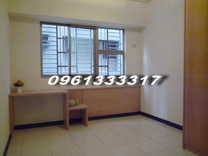 桃園買屋情報站~中正特區-京采-漂亮2大房+車位 才398萬  - 20090604224731_127809875.jpg(圖)