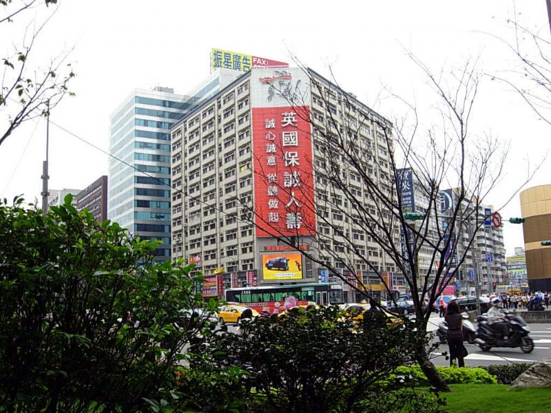 公司登記 ~ 創業家的理想辦公地址 (房東自租) ~ 月租 3,000元起 - 20100312130800_371329906.JPG(圖)