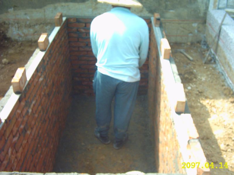 最專業鋼筋水泥建造~最低價便宜大拍賣~墓地_墓園_墓穴~土葬二坪就可使用~撿骨完可改家族塔~交通方便 - 20091114145607_182090234.JPG(圖)