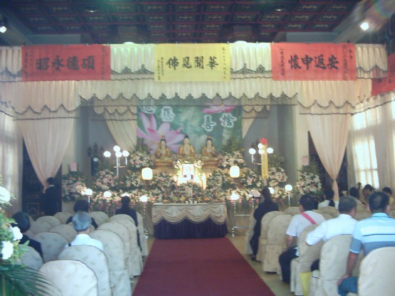 台北縣~台北市~少收入無$_聯合公祭貧戶生前規劃可能會多一筆收入幫助生活花費往生禮儀殯葬低價包辦~免費諮詢~免費送骨灰位只要交管理費數量有限 - 20091122091821_853047265.JPG(圖)